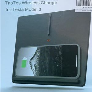 Tesla Model 3 wireless charger